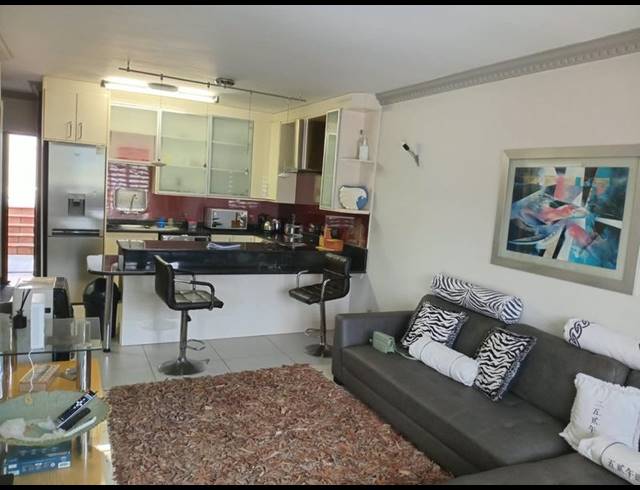 2 BEDROOM APARTMENT FOR SALE IN PEACEHAVEN